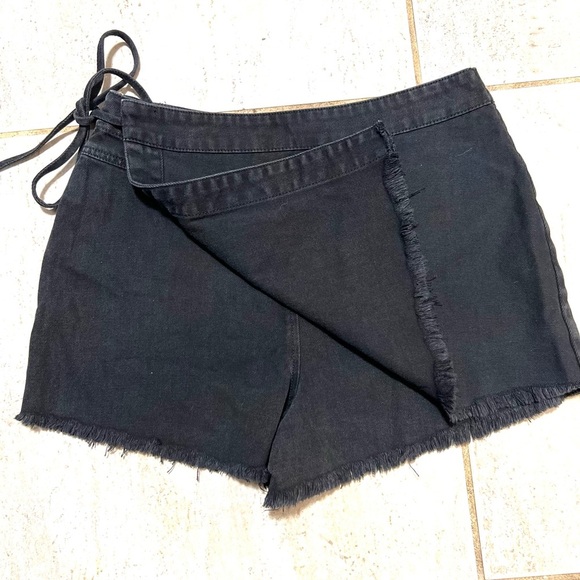 đź–¤Rewash Black Denim Raw-Edge Hemline Classic Wrap Tie Skirt Skortđź–¤SZ 3 - Picture 3 of 11